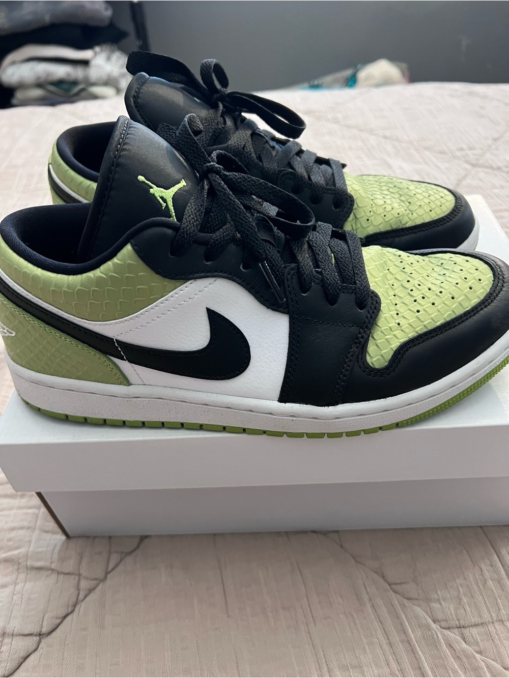 Jordan Low Top Sneakers in Lime Green, Black & White
